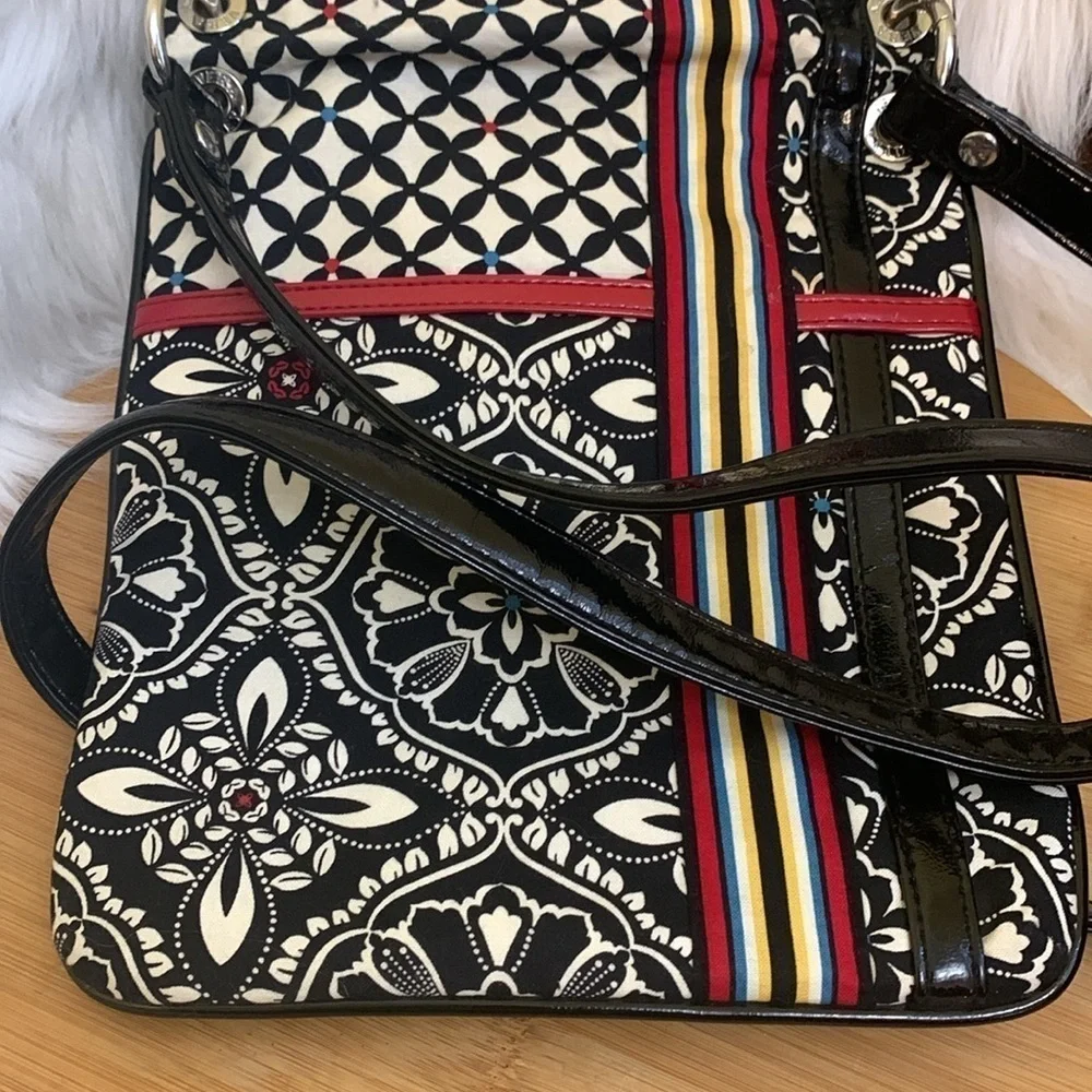 Vera Bradley | Barcelona Patent Leather Detailing Red Black White Crossbody Bag - Picture 11 of 17
